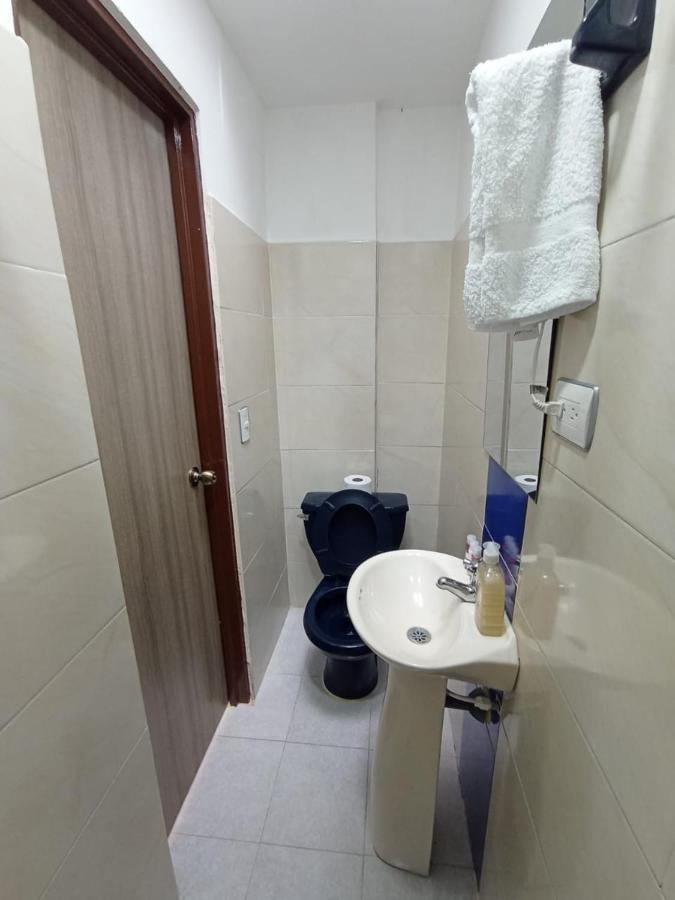 Komodo Alojamiento- Hostal Autoservicio, Ubicado Cerca Al Centro Historico - Bano Privado, Wifi , Cama 2X2 Y Agua Caliente Y Cocina Compartida Попаян Экстерьер фото